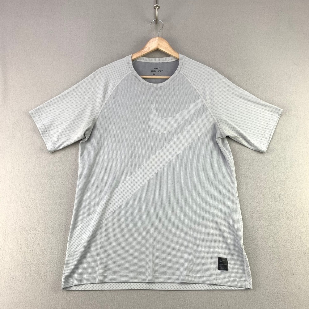 Nike Pro Dri-Fit T-Shirt Mens Large Gray Athletic Gym Short Sleeve Swoosh